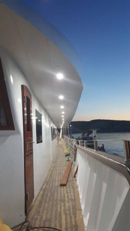 Turistički brod